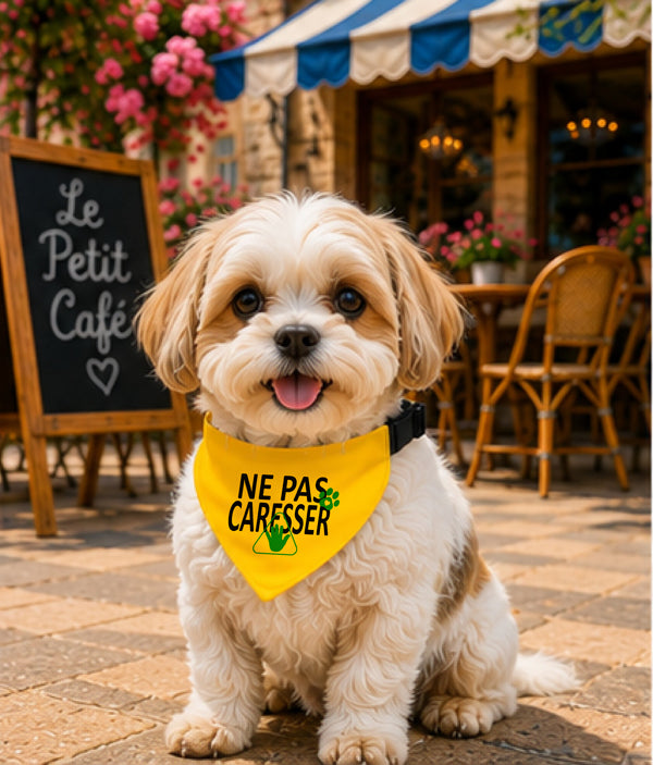 Gele halsband bandana - NIET AAIEN (Hand)